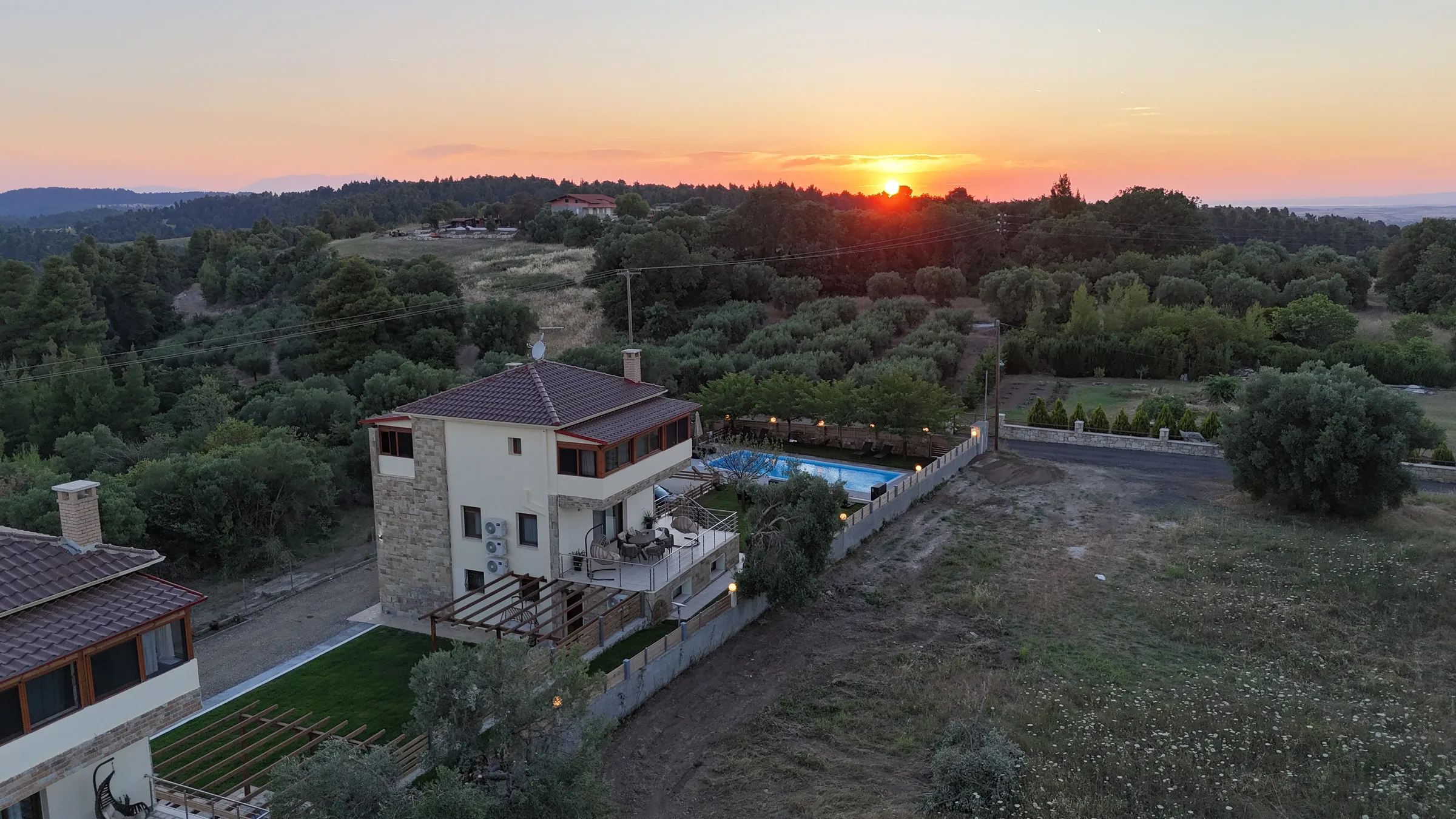 Villa bei Sonnenuntergang (Ansicht 3 von 6)